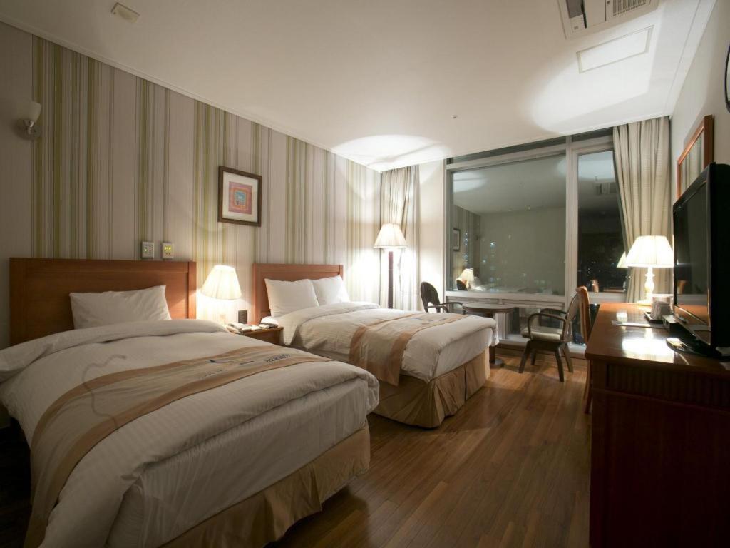 Hotel Homers Busan Exterior photo